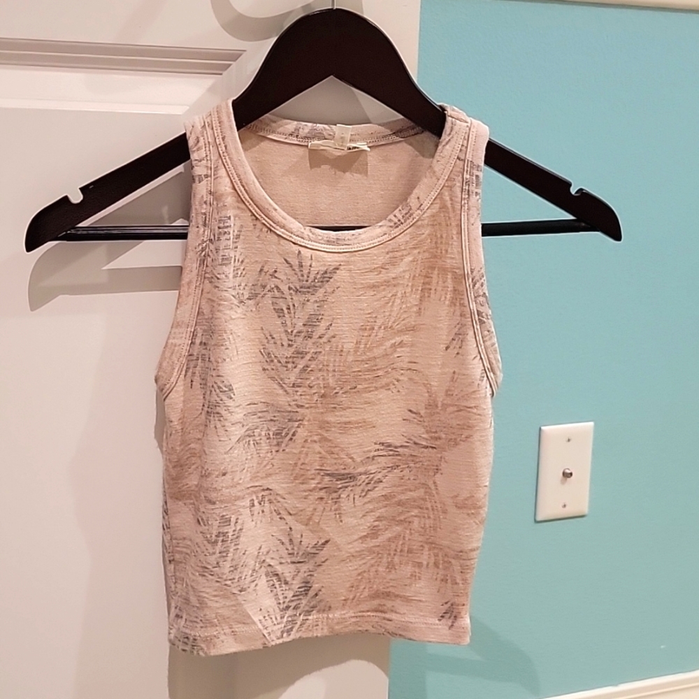 Wilfred free crop tank